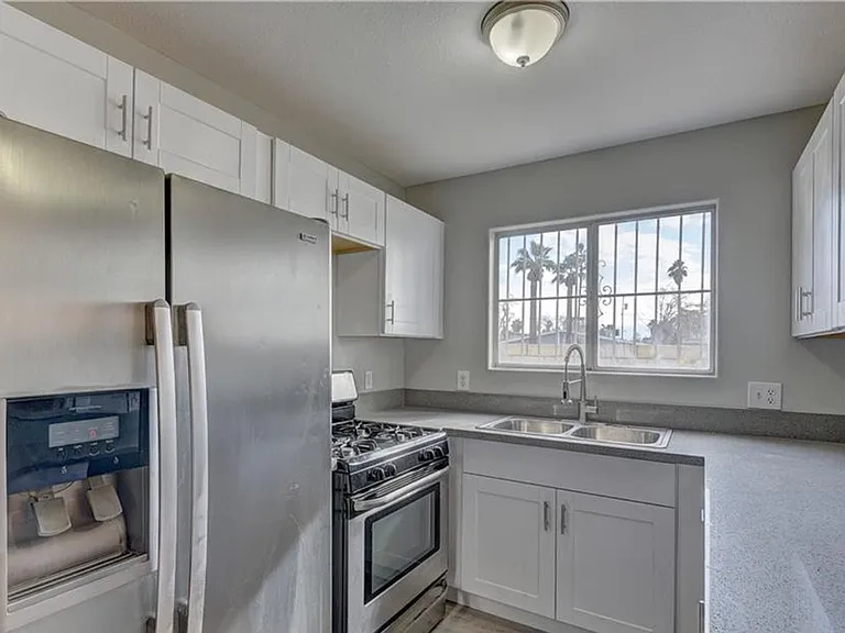 4320 W Lake Mead Blvd #101 — Photo 12