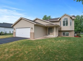 5115 Black Duck Ln, Big Lake, MN 55309