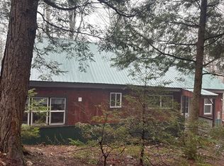 13 Park Ave, Middle Grove, NY 12850