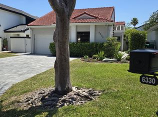 6330 NW 173rd Ln, Hialeah, FL 33015