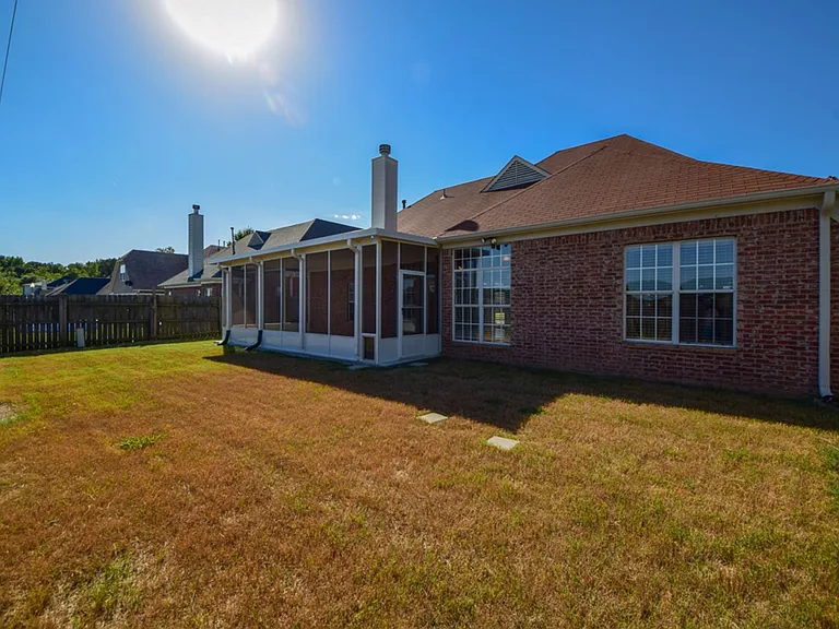 2648 Plum Creek Dr — Photo 29