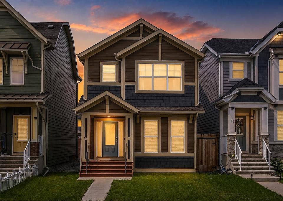 1st image of 53 E Masters St SE