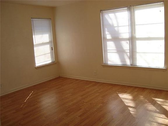 5th image of 417 Browning Dr