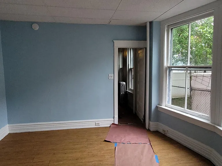 324 Spring St #1 — Photo 31
