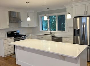 30A Town Hill St #B, Quincy, MA 02169