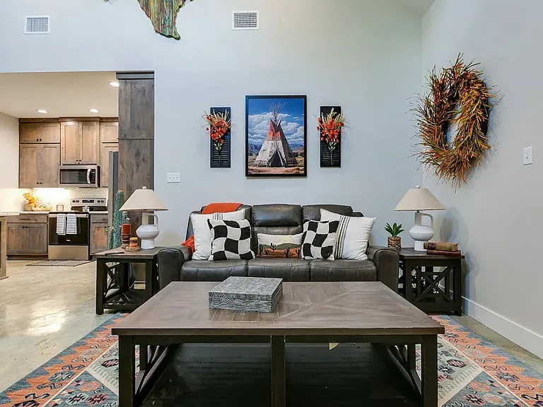 2307 W Beauregard Ave #B — Photo 5
