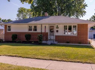 3220 S 98th St, Milwaukee, WI 53227