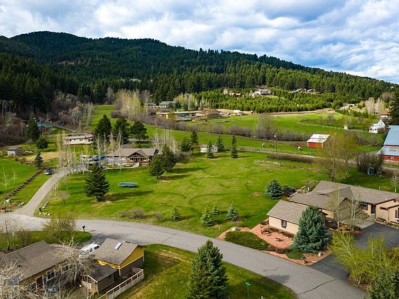 5th image of 7209 Lorelei Dr