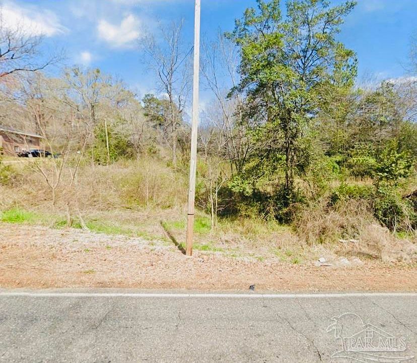 2nd image of 320 Roebuck Dr