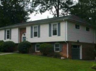 4134 Chaparral Dr, Roanoke, VA 24018