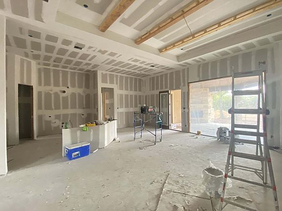 4th image of 508 Somerset Woods Ct