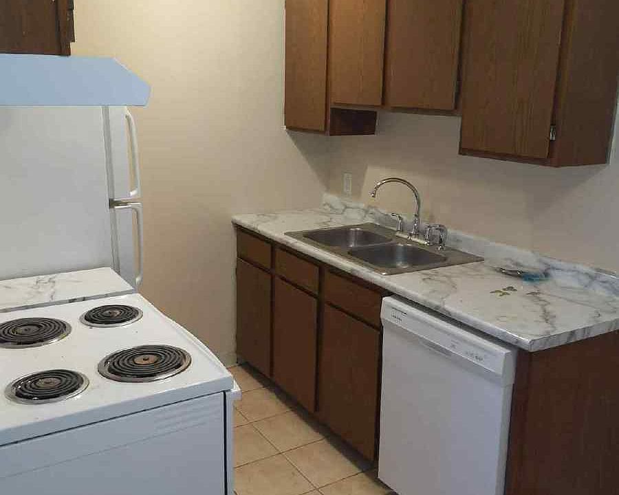 1st image of 2142 Barclay St N #2140-310