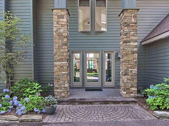 3rd image of 9255 SW Torch Lake Dr