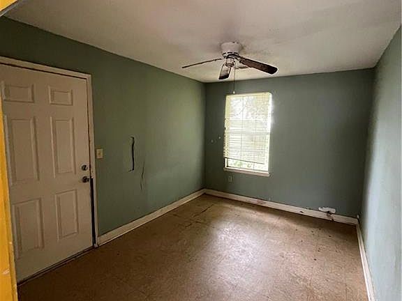 4th image of 605 Camille St