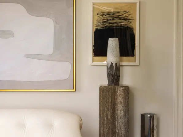 993 Park Avenue image 8 of 23