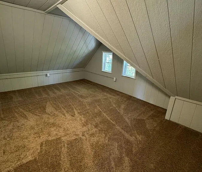 4516 Huntington Ave — Photo 14