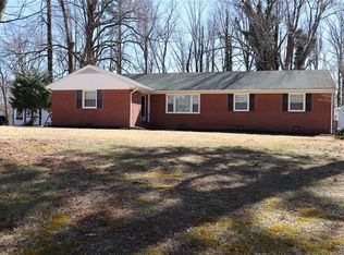 7273 Alpen Ln, Mechanicsville, VA 23111