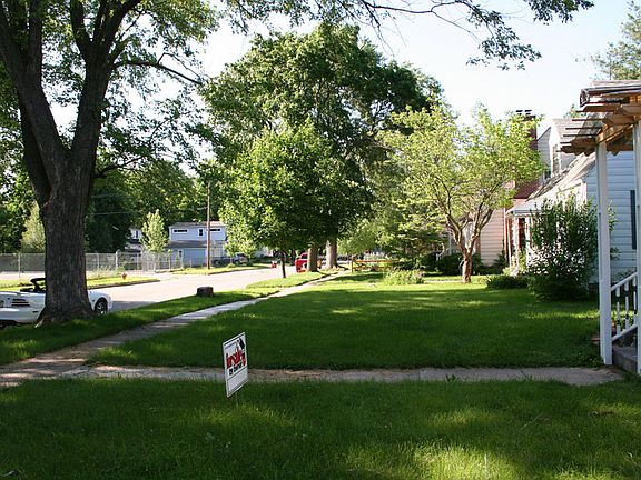 carver street north, easy living, quiet