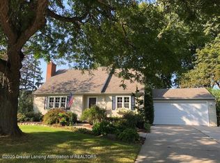 1339 Cedarhill Dr, East Lansing, MI 48823