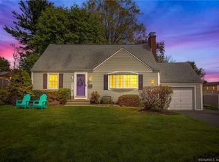 95 Stillwold Dr, Wethersfield, CT 06109