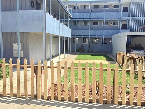 3rd image of 1127 Village Dr APT 5