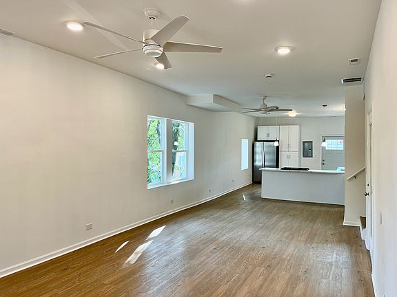 2nd image of 3800 N Whipple St #2