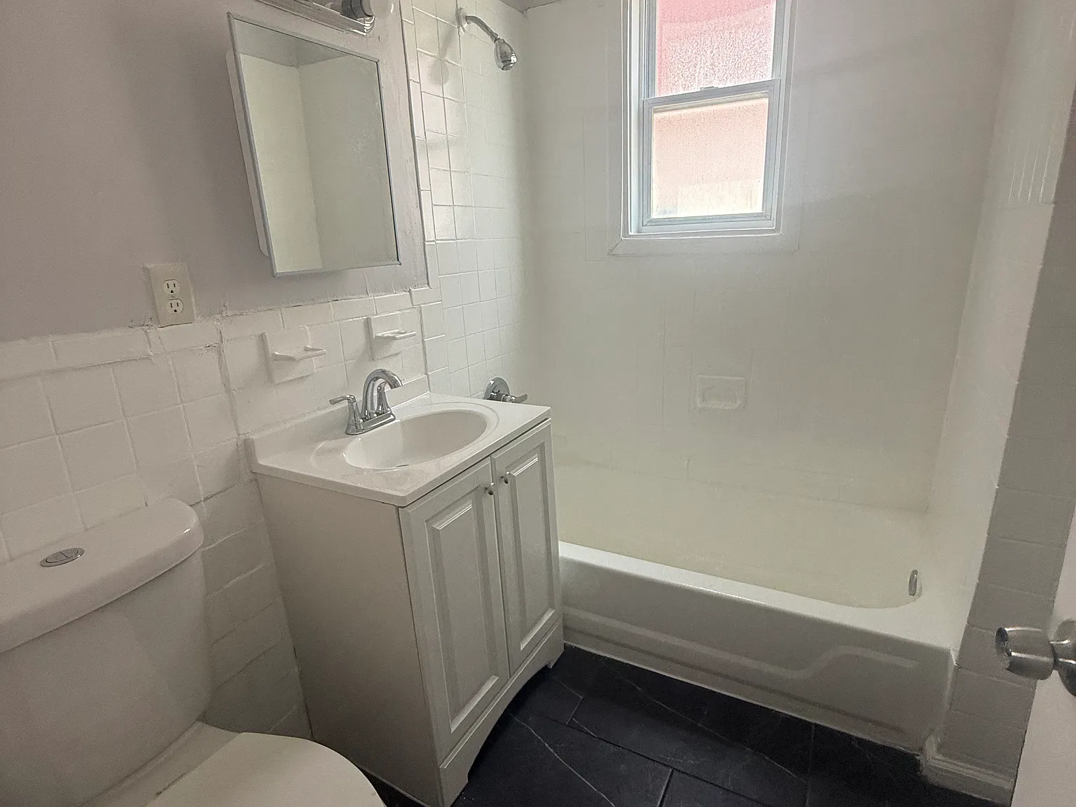 3 bed, $2,150 — Photo 4