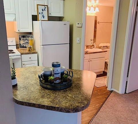 2nd image of 445 Northlake Blvd APT 1073