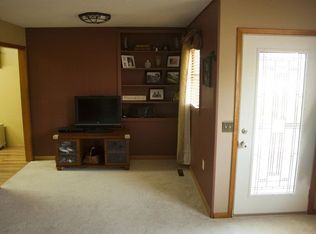 2311 Rockland Ave, Belpre, OH 45714