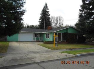 1260 E Main St, Turlock, CA 95380