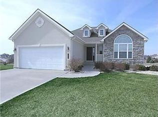 12820 NW Oakside Ct, Platte City, MO 64079