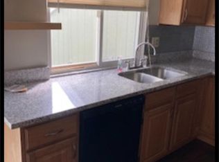 24 Breezy Knoll Ln, Lake Saint Louis, MO 63367