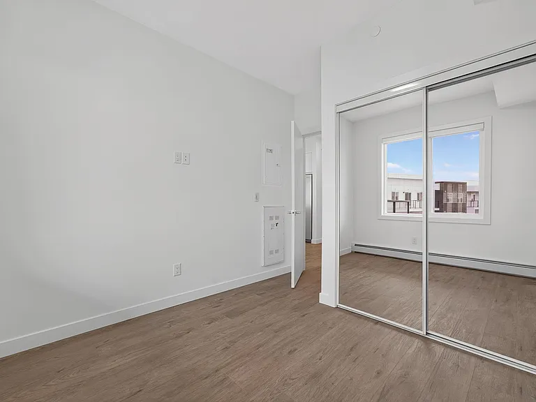 265 Wolf Willow Blvd SE #1517-517 — Photo 18