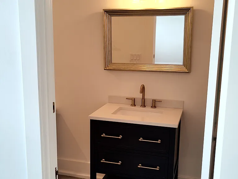 Looking into the private bathroom for the SE bedroom.