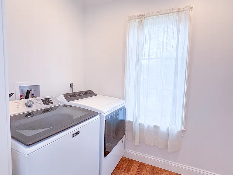 87 Stephen St #1C — Photo 114
