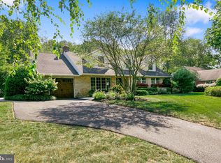 610 Beacon St, Moorestown, NJ 08057