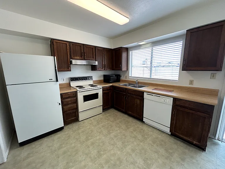 2060 W Peralta Ave — Photo 6