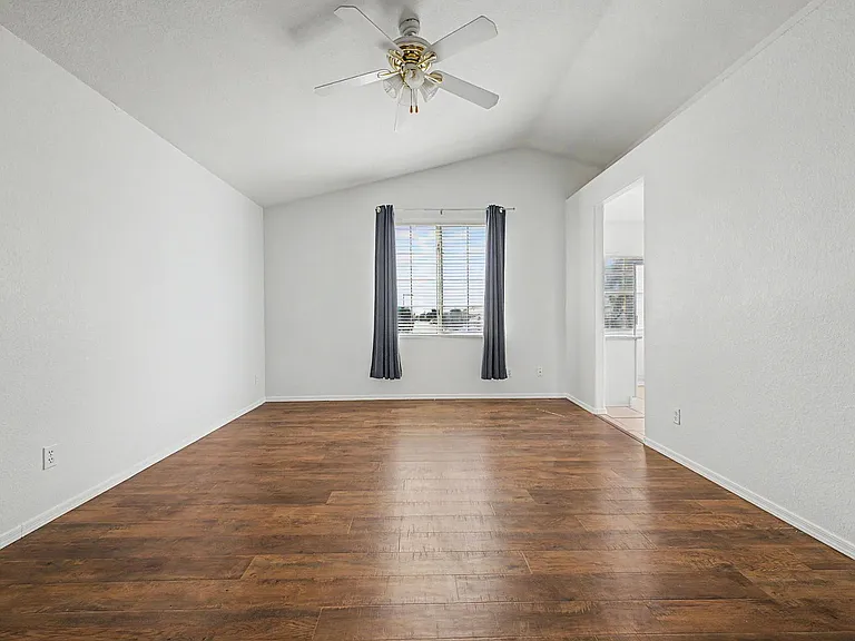 1295 S Honeysuckle Ln — Photo 21