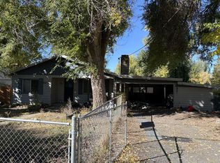 984 S H St, Lakeview, OR 97630