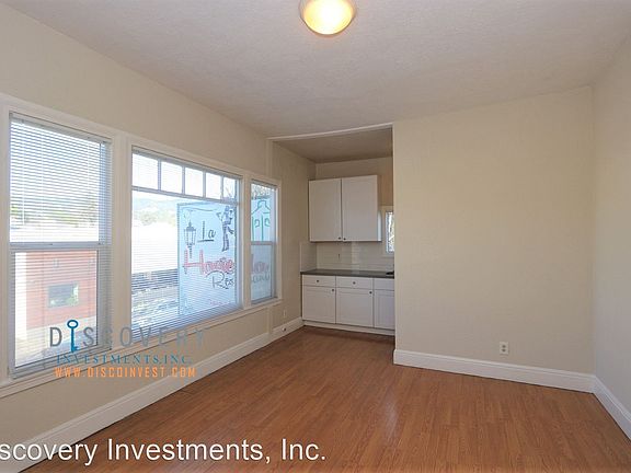 3rd image of 2039 Macarthur Blvd APT 5