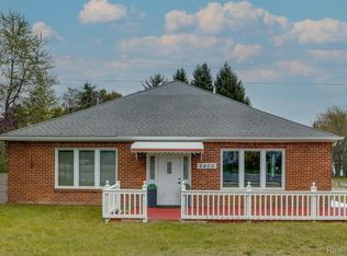 2400 N Lakeshore Rd, Carsonville, MI 48419