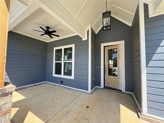 2nd image of 2722 Eris Ave