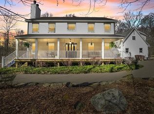 38 Indigot Dr, Slate Hill, NY 10973