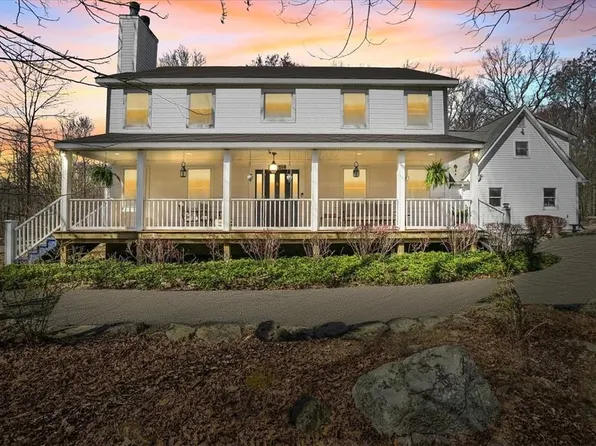 38 Indigot Drive, Slate Hill, NY 10973