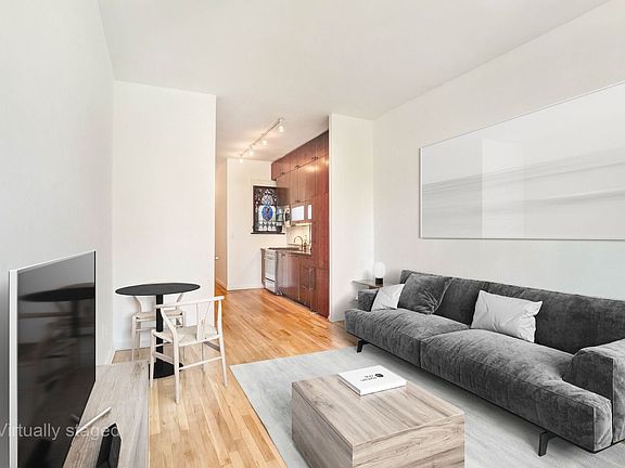 2nd image of 444 E 87th St APT 5A