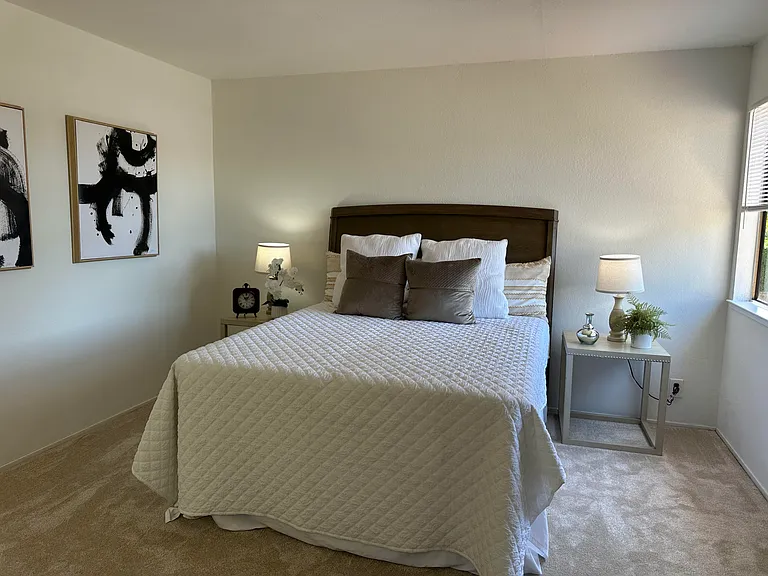 3133 Acorn Ct — Photo 10