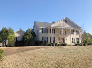 246 Sherman Cir, Columbus, MS 39705