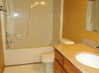 7841 Sedgewick Dr, Freeland, MI 48623