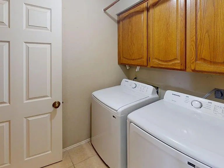8503 Columbia Falls Dr — Photo 18