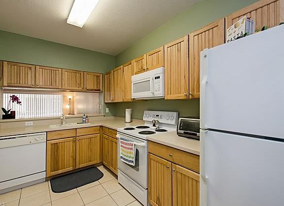 4th image of 10068 Spyglass Hill Ln